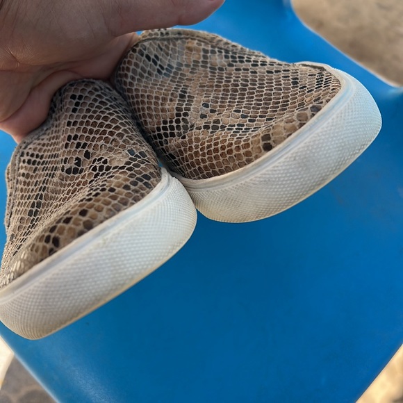 Steve Madden - Picture 5 of 8